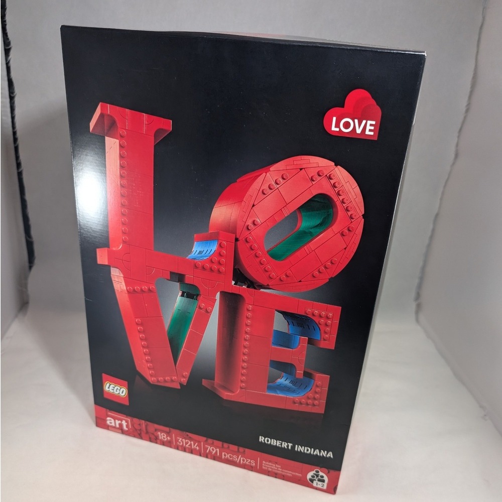 LEGO Art Robert Indiana LOVE Building Set 31214 Pop Art Decor 791 Pcs NEW